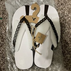 American Eagles dark brown sandals size 10